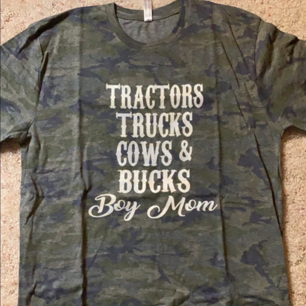 Boutique brand new shirt